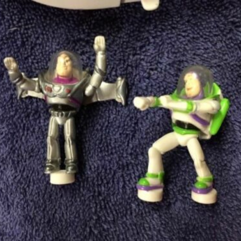 Disney's Buzz Lightyear Shuttle with 2 characters. - Picture 4 of 8